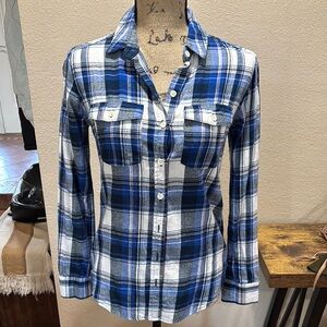 Mossimo Supply Co. Blue and White Plaid Button Down Shirt